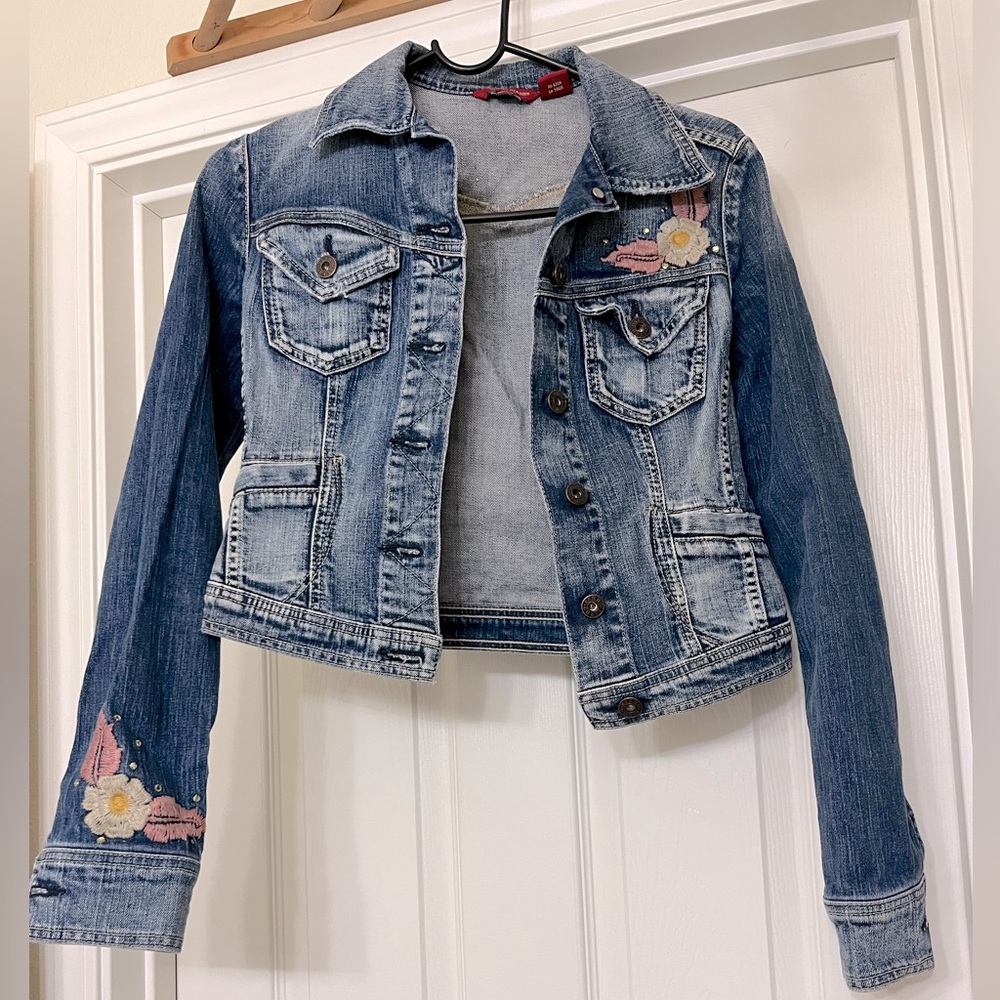 Guess Dark Wash Jean Jacket